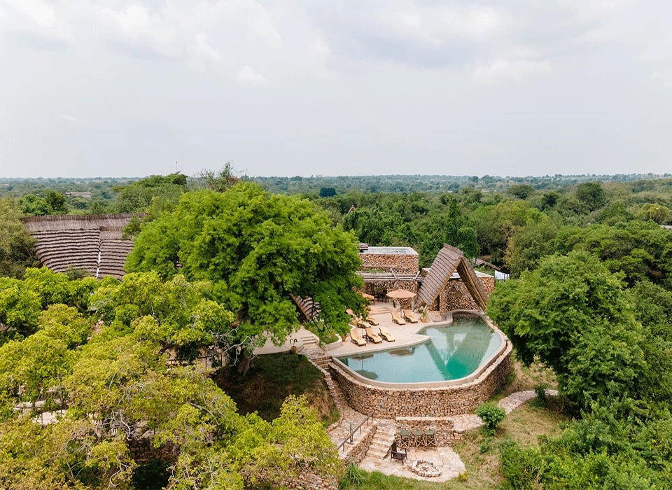 luxury safari Uganda